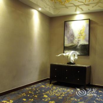 LingJiang Hotel Nanbu