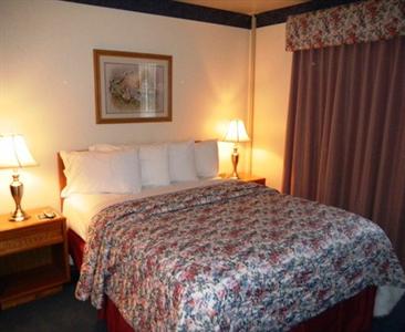 Oakridge Inn