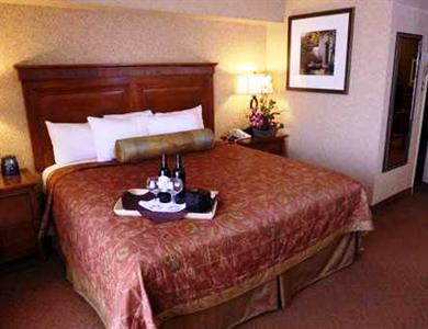 Embassy Suites Santa Ana - Orange County Airport North