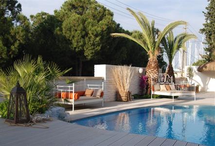 Yacht Boutique Hotel