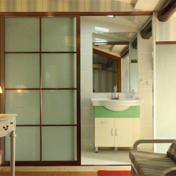 Wolong Guest House