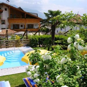 Hotel FleurAlp