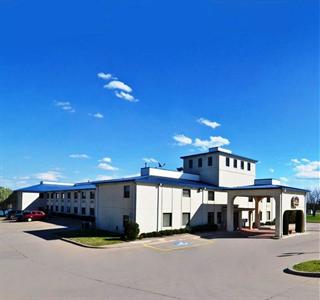 Ardmore Inn & Suites