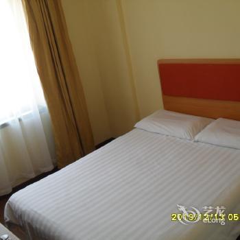 Home Inns Dalian Tongtai Street