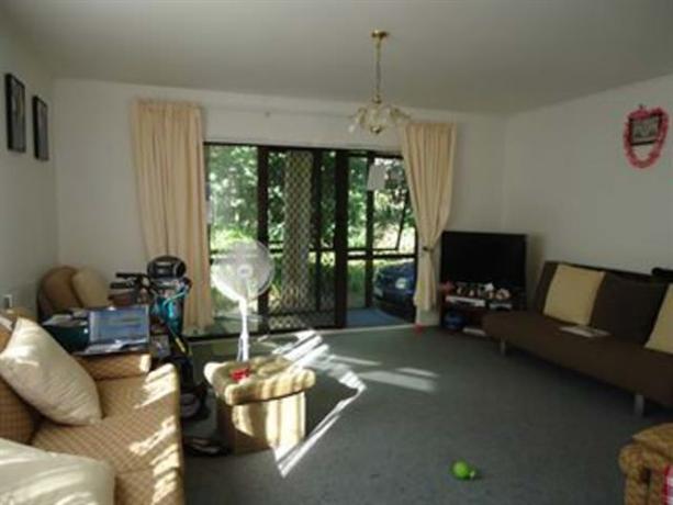 Homestay In Richardson Road May Road Auckland