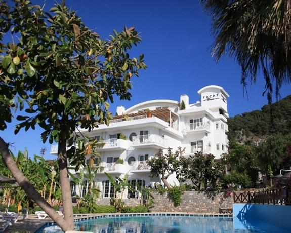 Yacht Classic Hotel