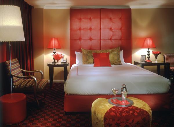 Valentine Hotel