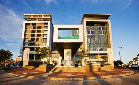 African Pride Crystal Towers Hotel & Spa