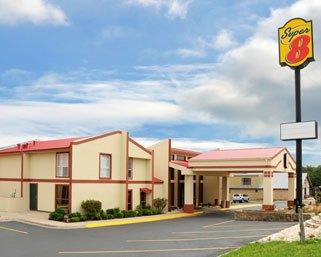 Super 8 Hotel Kerrville