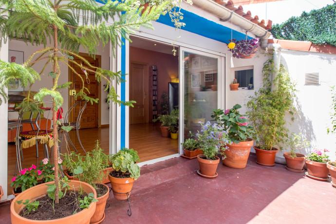 Homestay in Arguelles near Plaza de Espana