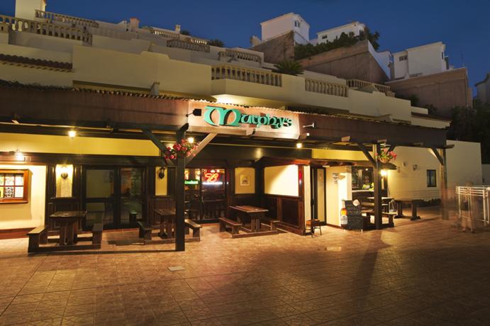 Club la Costa at Paradise
