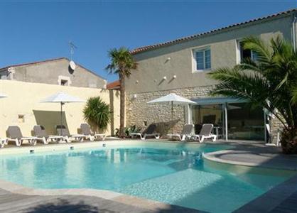 Hotel Le Square Saint-Pierre-d'Oleron