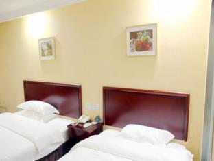 Greentree Inn Jiangyin Zhouzhuang Shiji Avenue Business Hotel