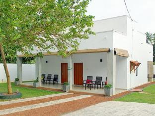 Avita Villa