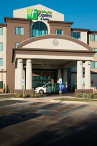 Holiday Inn Express Kansas City Airport