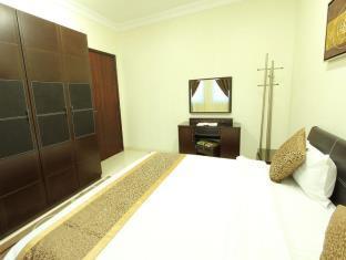 Four Seasons Hotel Apartment 2