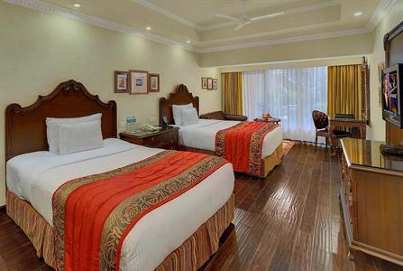 Mayfair Hideaway Resort Betul