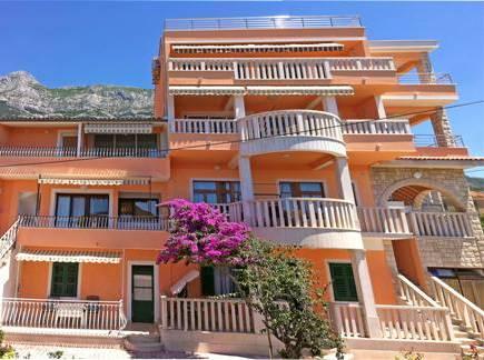 Apartment Riva Makarska