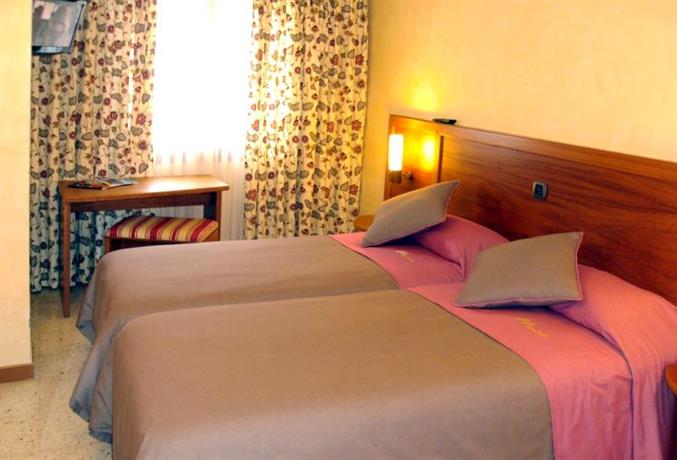Hostal Montana Alins