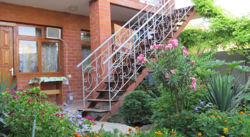 Гостевой дом на Новороссийской