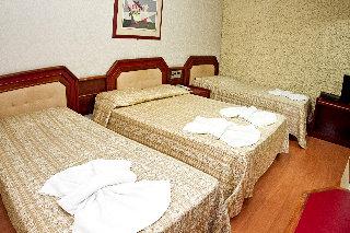Caravelle Palace Hotel