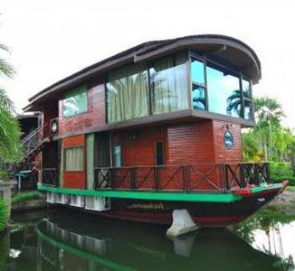 Kaengkrachan Boathouse Paradise Resort