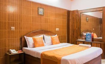 OYO Rooms Mumbai Sher E Punjab 247