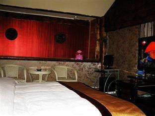 Lijiang Old Dragon Inn