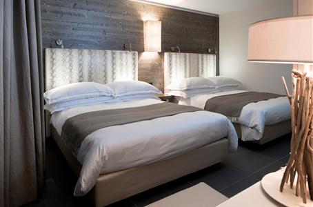 Morosani Fiftyone - the room only Hotel