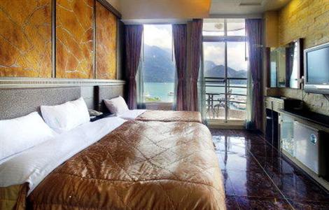 Harbor Resort Hotel