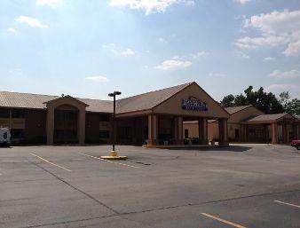 Baymont Inn And Suites Marshall