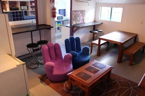 MicroTel Backpackers Hamilton