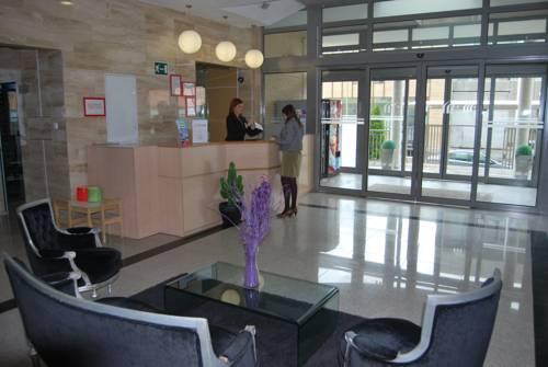 Aparthotel Encasa Madrid