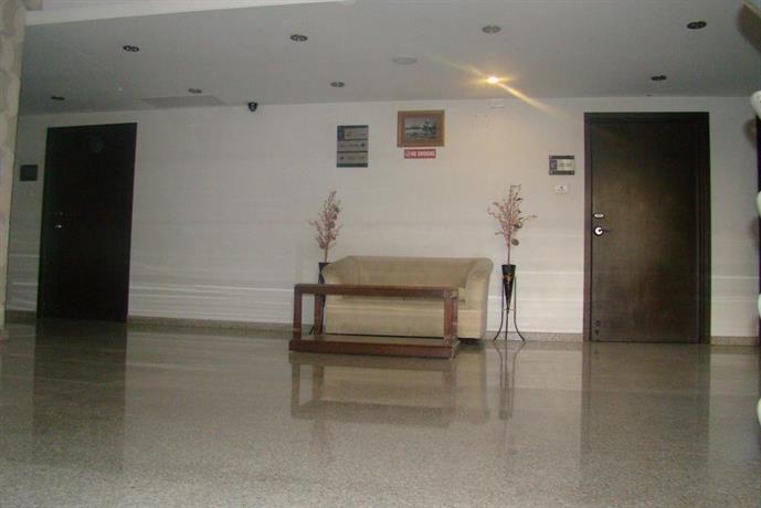 Curzon Court