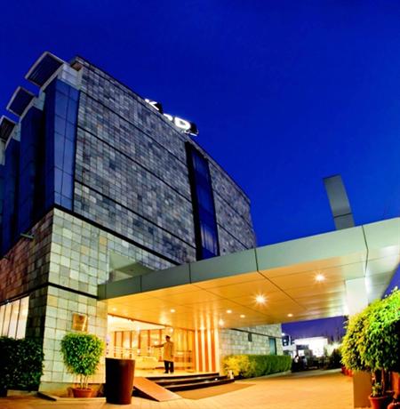 MGM Mark Whitefield Hotel