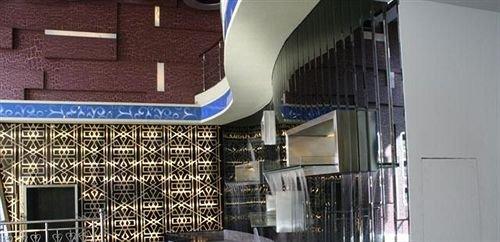 In Three Eight Mo Taiyi Plaza Dalian