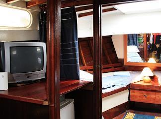 AAE HostelBoat Port Forum Barcelona
