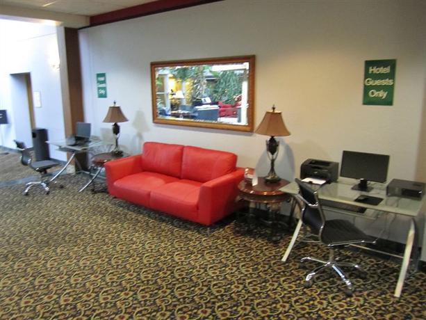 Atrium Hotel & Conference Center