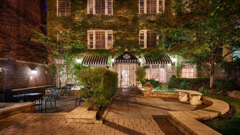 BEST WESTERN Plus Hawthorne Terrace Hotel