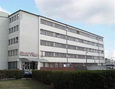 Hotel Plus