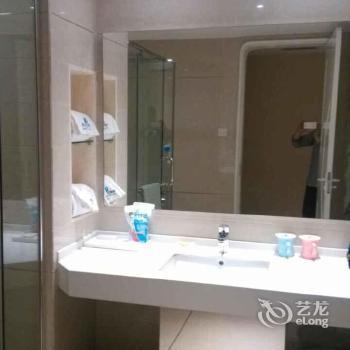 Lanmei Theme Hotel