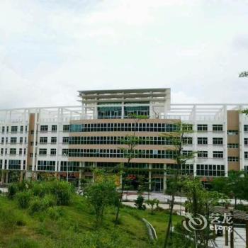 Shezhen Jinzun Holiday Hotel
