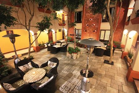 Mansion del Valle
