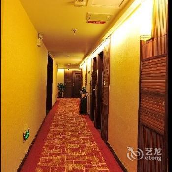 Baihuacun International Hotel