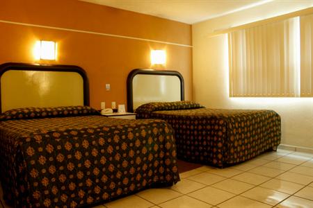 Hotel Avenida Leon