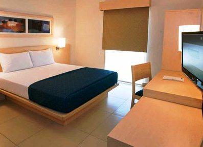 City Express Manzanillo