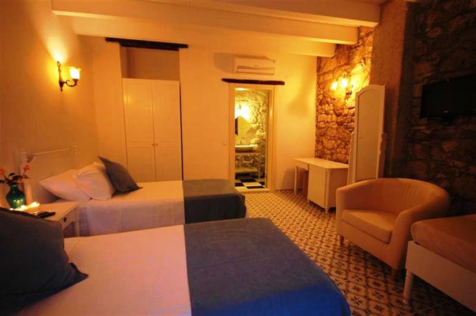 Alacati Eski Ev Hotel
