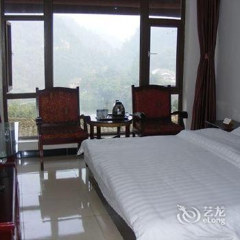 Emeishan Qingxiu Hotel