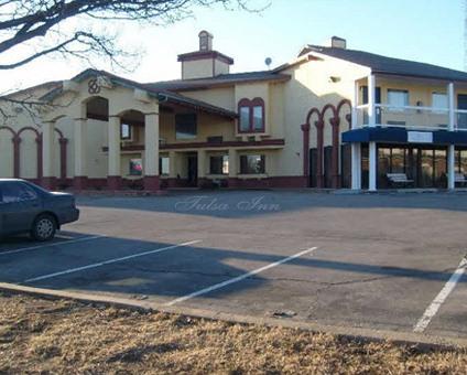 Tulsa Inn & Suites