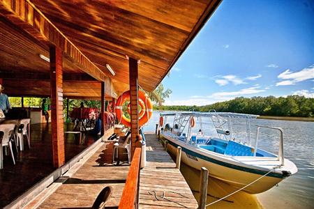 Mari Mari Mantanani Backpacker Lodge